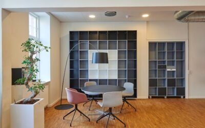 How Small Businesses Can Use Colors To Attract New Customers